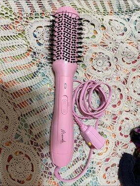 REVOLVE Pink Paddle Hot Air Styling Brush